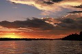 Ce fleuve, long de 2660 km, prend sa source au Congo et achève sa course dans le canal de Mozambique. zambeze,zimbabwe,zambie. 