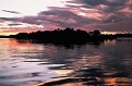 Sur 120 km, le fleuve Zambèze forme une série de rapides et de cascades, dont les plus célèbres sont les chutes Victoria... zambeze,zimbabwe,zambie. 