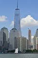 Après les attentats du 11 septembre 2001, une nouvelle tour a été érigée, WTC 1, sur les décombres des tours jumelles. Inauguré le 3 novembre 2014, c'est désormais le plus haut gratte-ciel de New York : 541 mètres, 104 étages ! wtc1,manhattan,new,york. 