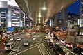 Tôkyô doit affronter un engorgement endémique du trafic automobile et un accroissement de la pollution. Pour qui habite à Tôkyô, il est impossible d'acheter une voiture, sans disposer d'un parking ou d'un garage. tokyo,japon. 