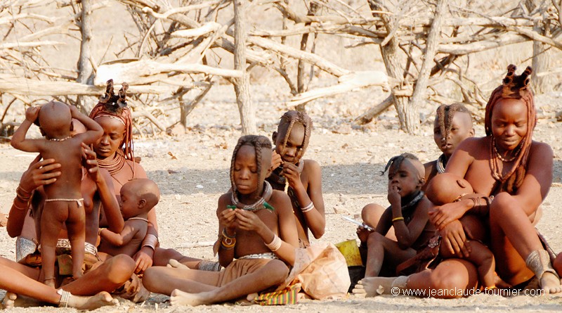 Mères et enfants Himbas