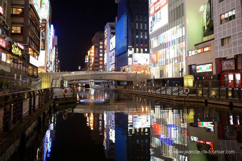 Osaka la nuit